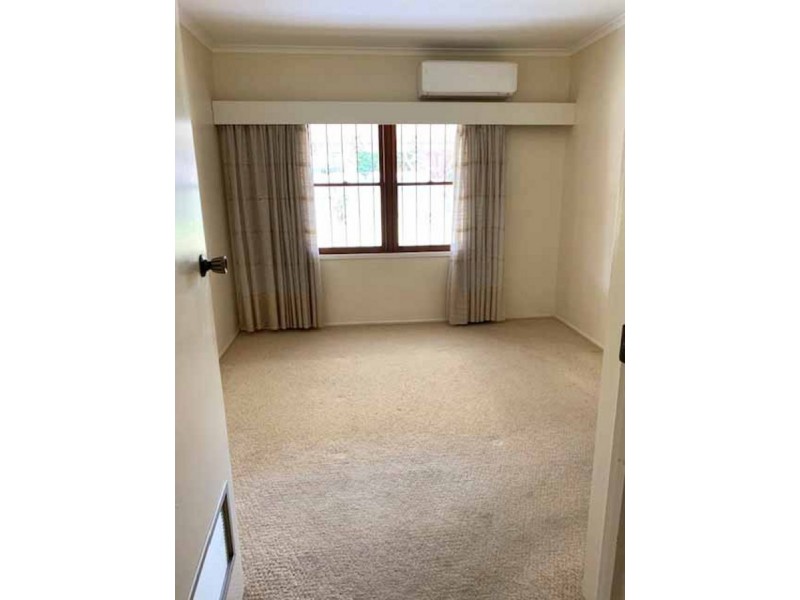 10 Lagoon Street, West Mackay QLD 4740