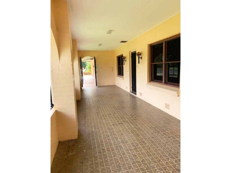 10 Lagoon Street, West Mackay QLD 4740