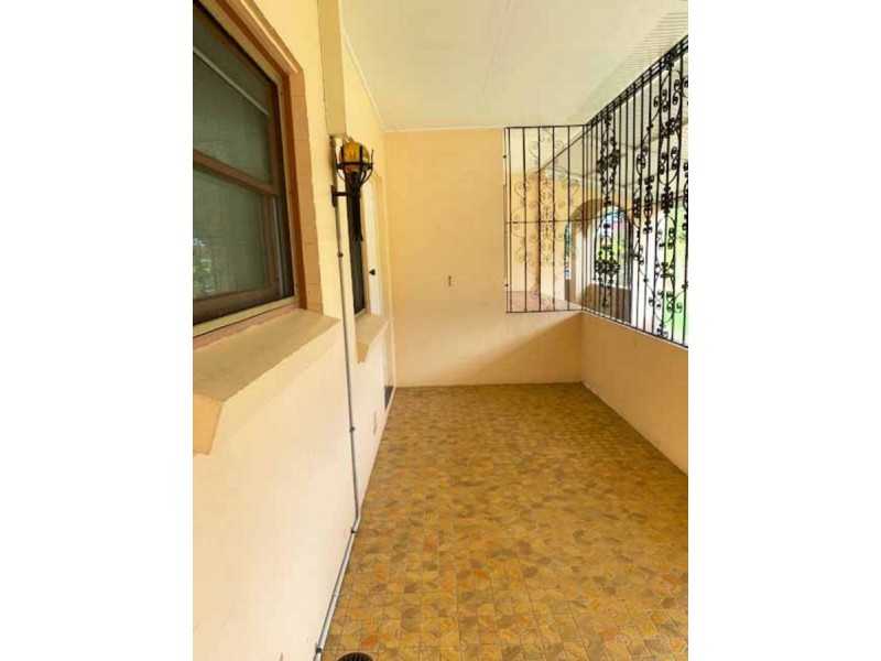 10 Lagoon Street, West Mackay QLD 4740