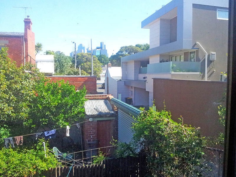 4/31 Barkly Street, Carlton VIC 3053