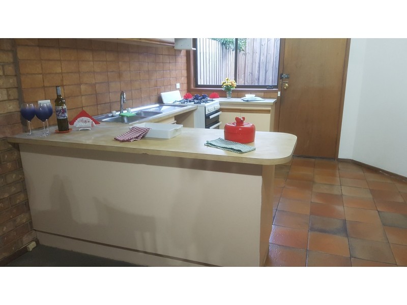 4/31 Barkly Street, Carlton VIC 3053