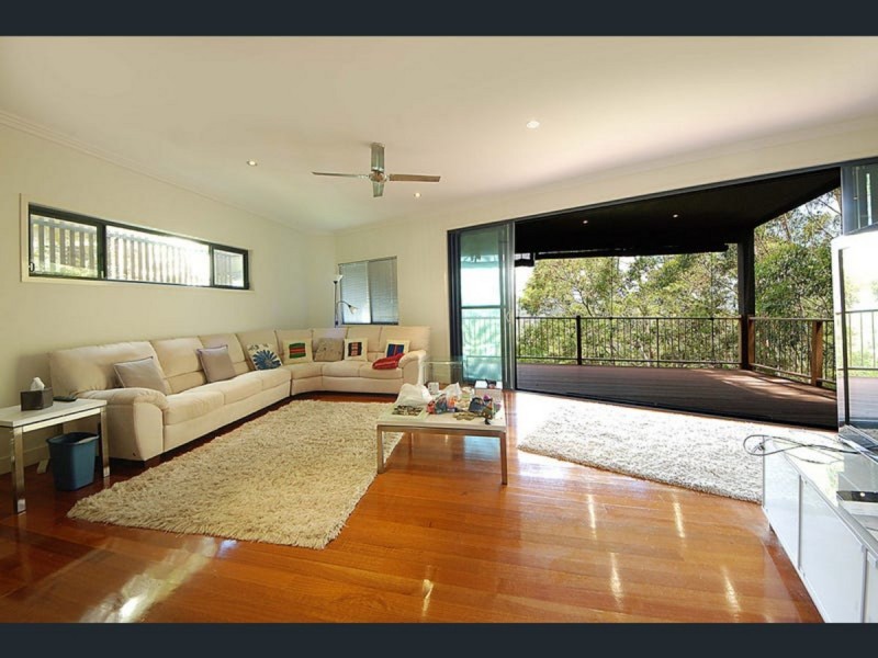 1 Currumbin Crest, Currumbin QLD 4223