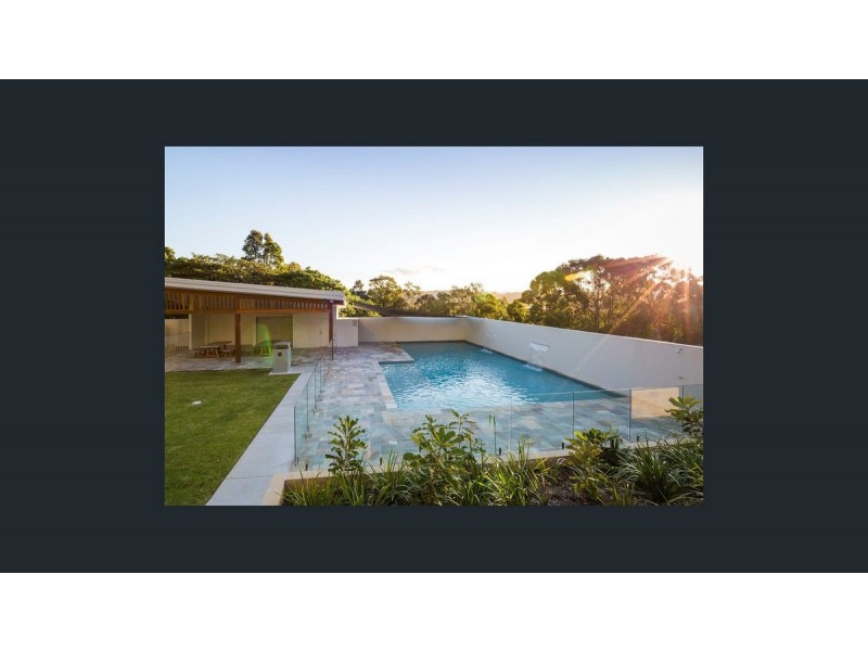 1 Currumbin Crest, Currumbin QLD 4223