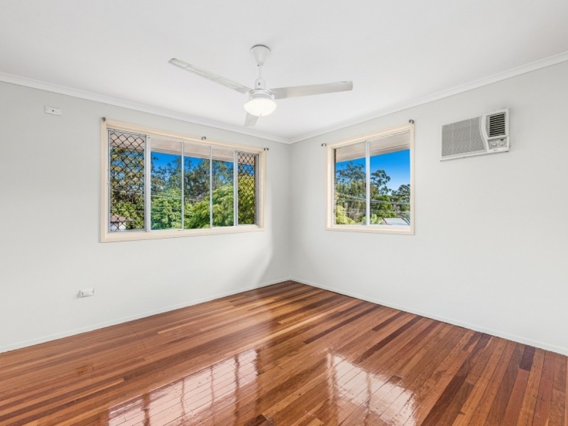 3 Juanita Grove, Springwood QLD 4127