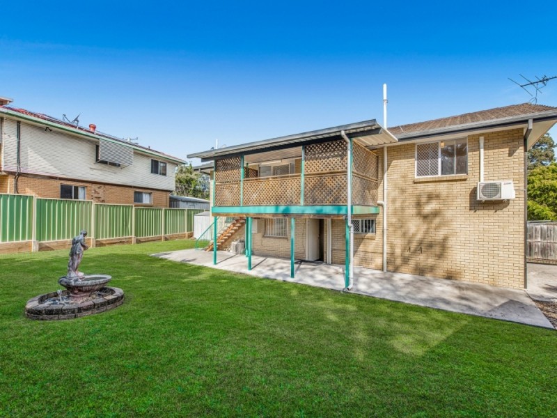 3 Juanita Grove, Springwood QLD 4127