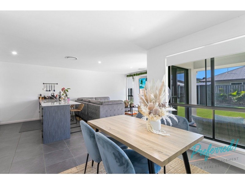 4 Proteus Street, Burpengary QLD 4505