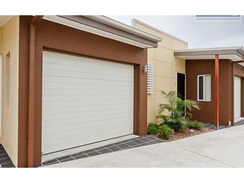 138 Cypress Street, Urangan QLD 4655