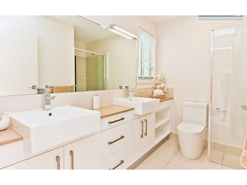 138 Cypress Street, Urangan QLD 4655