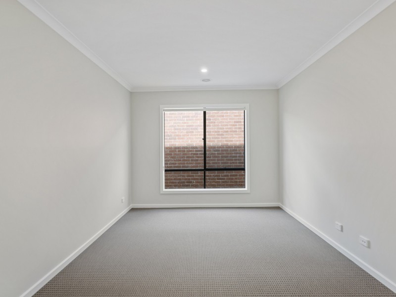 6 Fragrant Drive, Lara VIC 3212