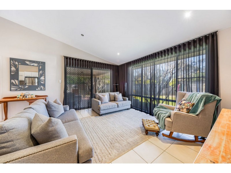 8 Austine Court, Beerwah QLD 4519
