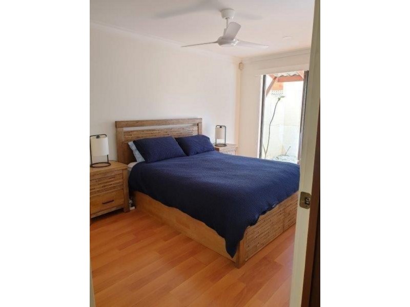 2/62 Park Street, Como WA 6152