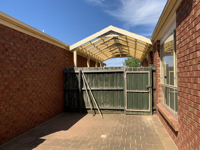 27 Wackett Street, Laverton VIC 3028
