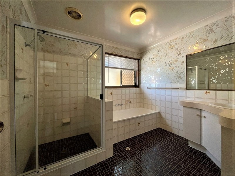 6 Mintwood Street, Sunnybank Hills QLD 4109