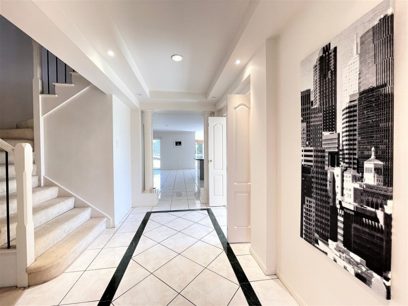 112 Chesterfield Crescent, Kuraby QLD 4112