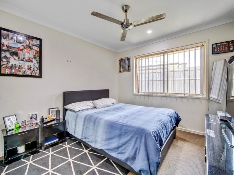 61 Woodrose Circuit, Pimpama QLD 4209