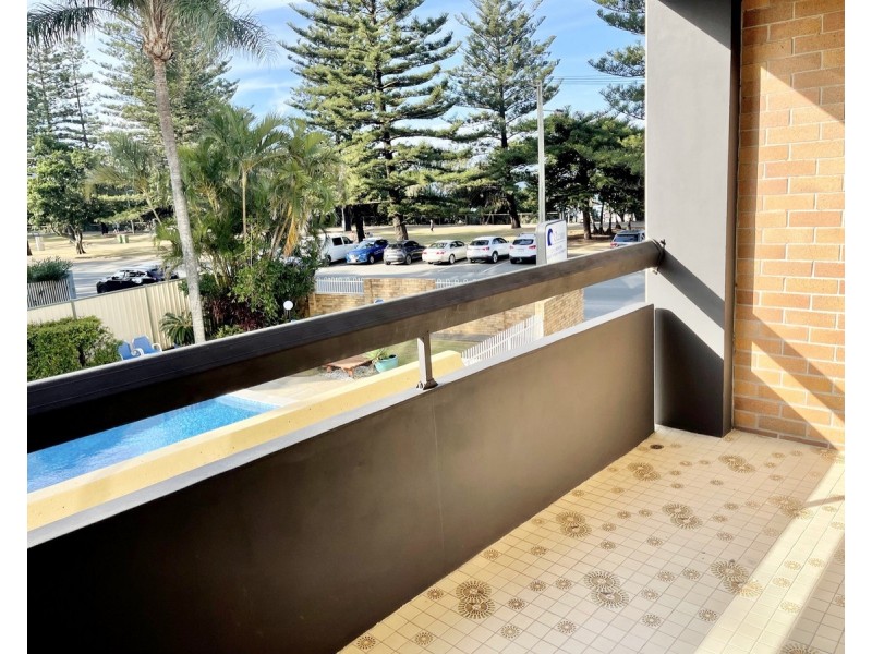 5/22-28 The Esplanade, Burleigh Heads QLD 4220