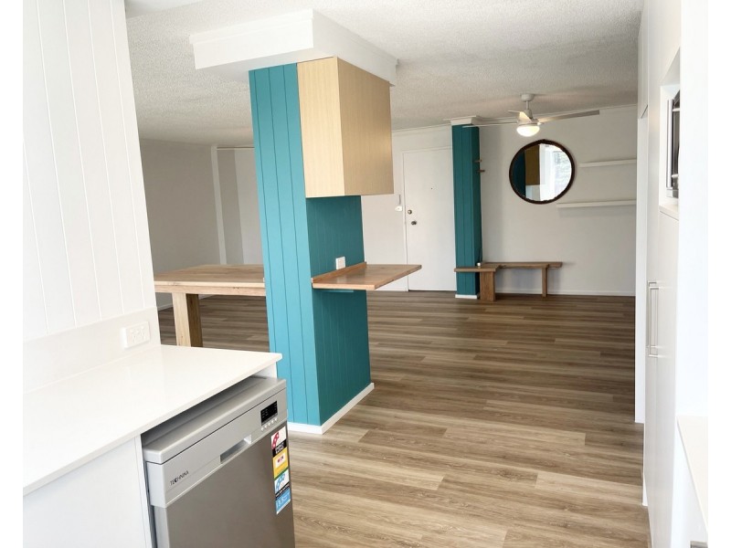 5/22-28 The Esplanade, Burleigh Heads QLD 4220