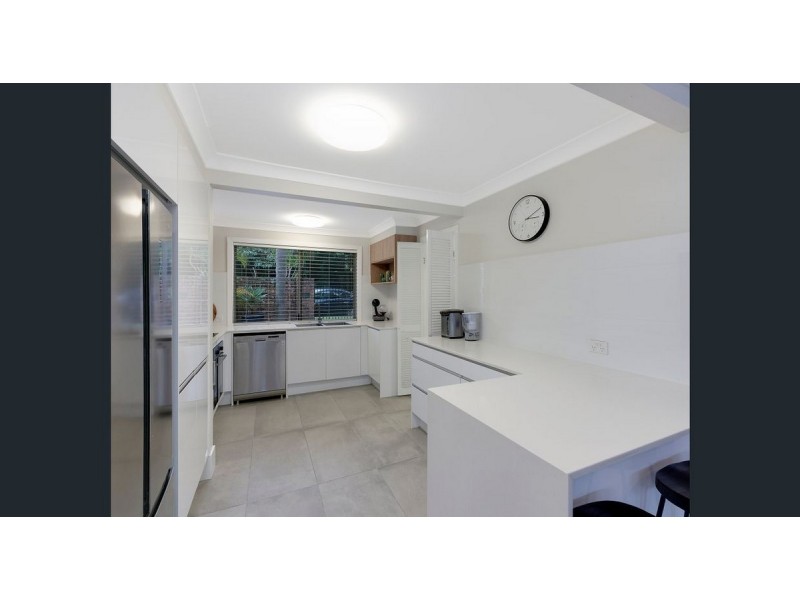 38 Dandar Drive, Southport QLD 4215