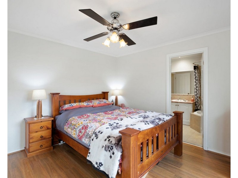 2/45 Valleyview Drive, Rowville VIC 3178