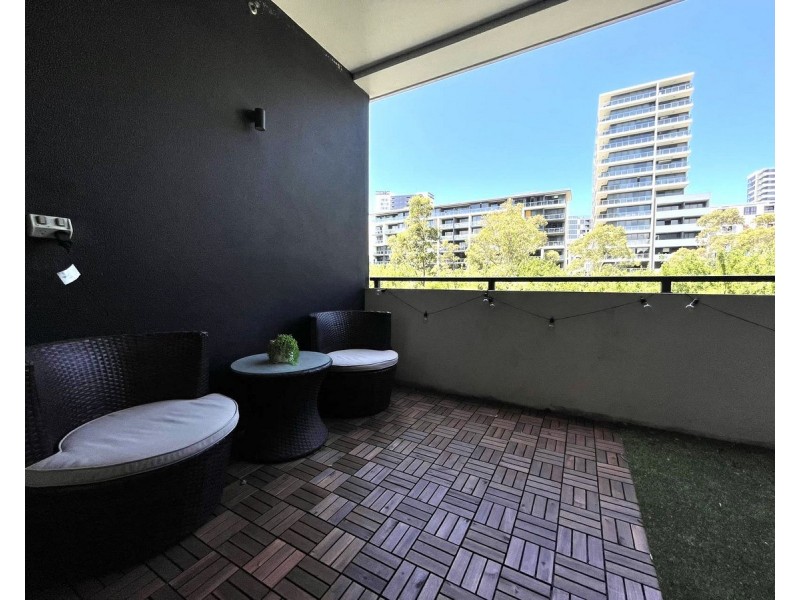 202/3 George Julius Avenue, Zetland NSW 2017