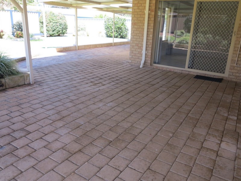2 Lena Court, Greenfields WA 6210