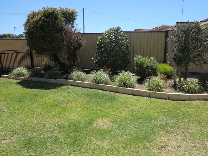 2 Lena Court, Greenfields WA 6210