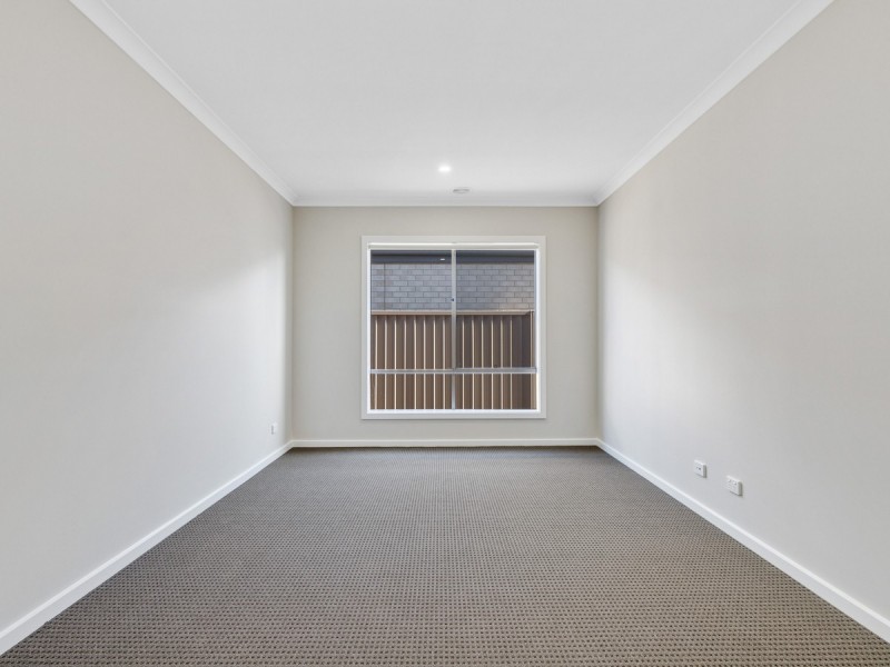 29 Fragrant Drive, Lara VIC 3212