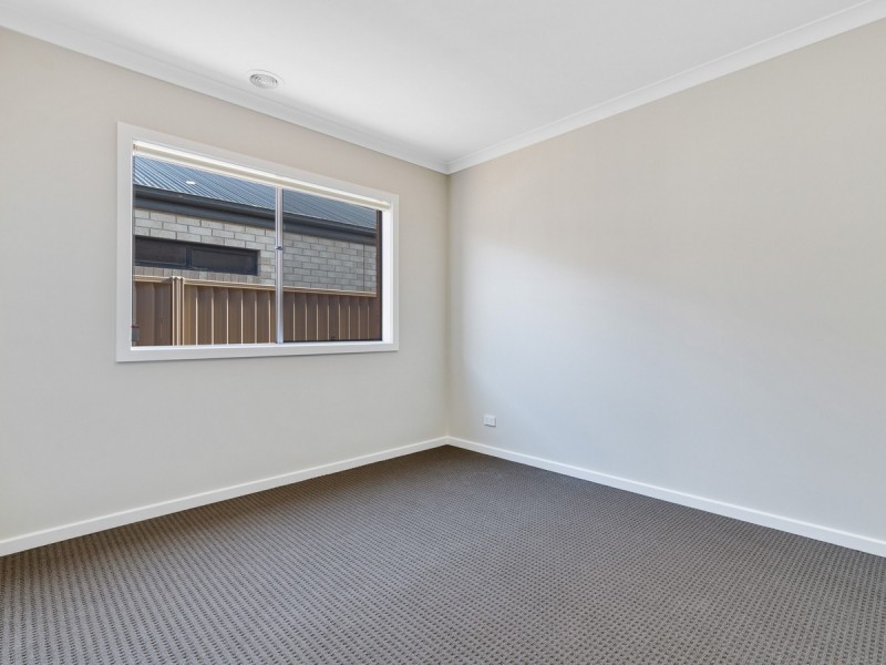 29 Fragrant Drive, Lara VIC 3212