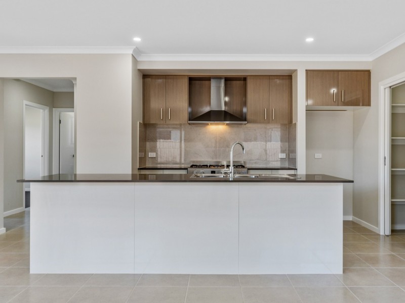 29 Fragrant Drive, Lara VIC 3212