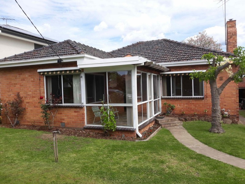 8 Norman Street, Mckinnon VIC 3204
