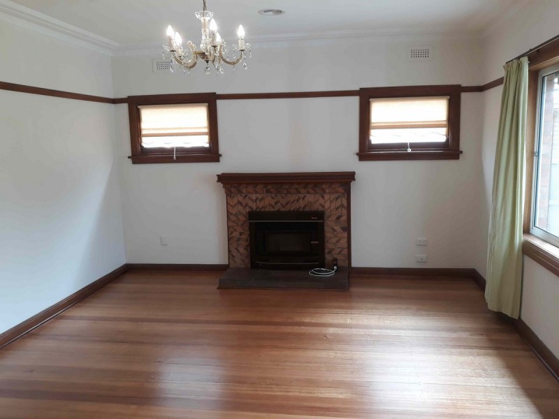 8 Norman Street, Mckinnon VIC 3204