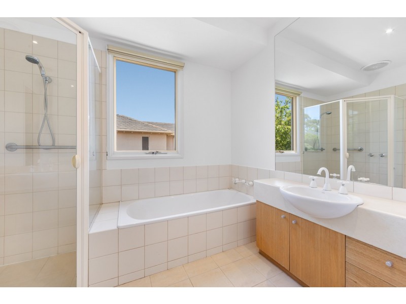 38 Bundoran Avenue, Mont Albert North VIC 3129