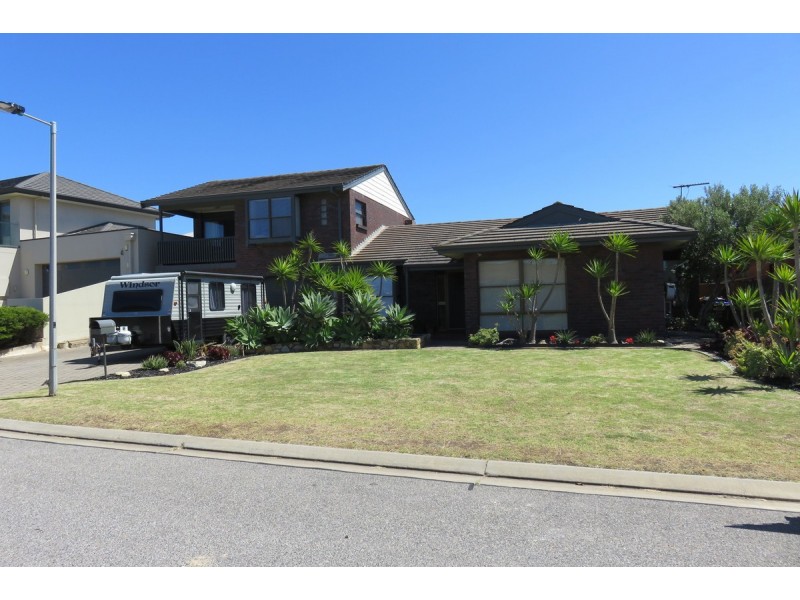 6 Uriah Place, West Lakes Shore SA 5020