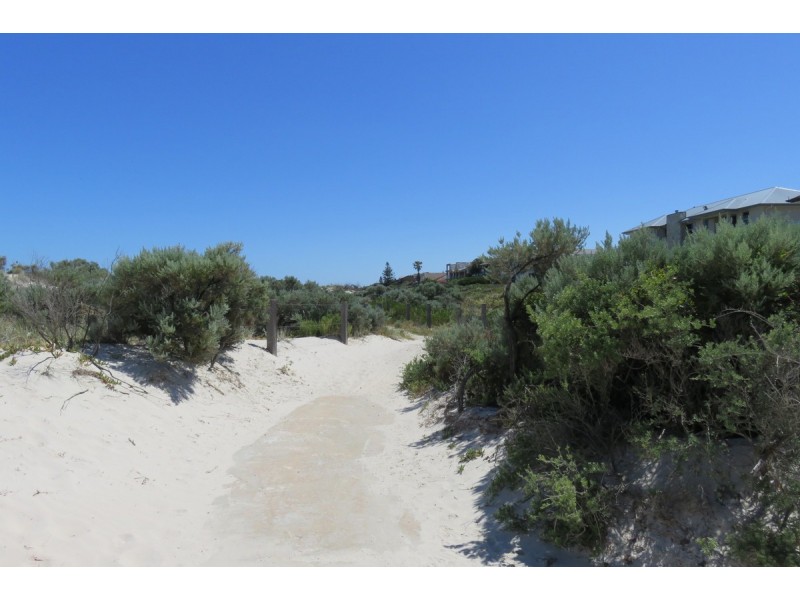 6 Uriah Place, West Lakes Shore SA 5020