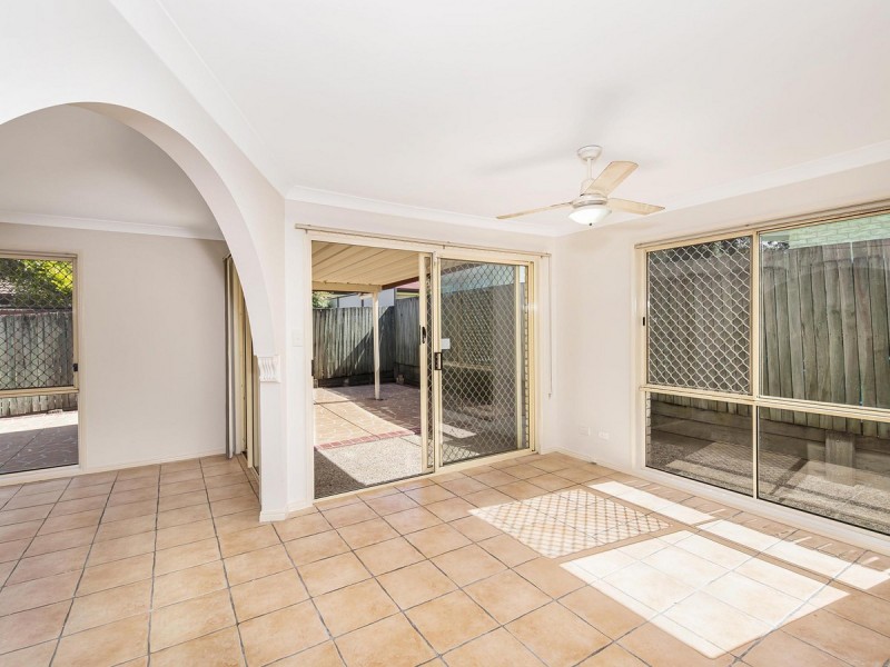 58 Jindabyne Circuit, Forest Lake QLD 4078