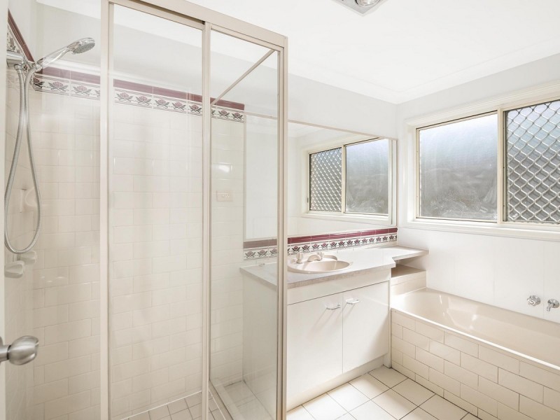 58 Jindabyne Circuit, Forest Lake QLD 4078