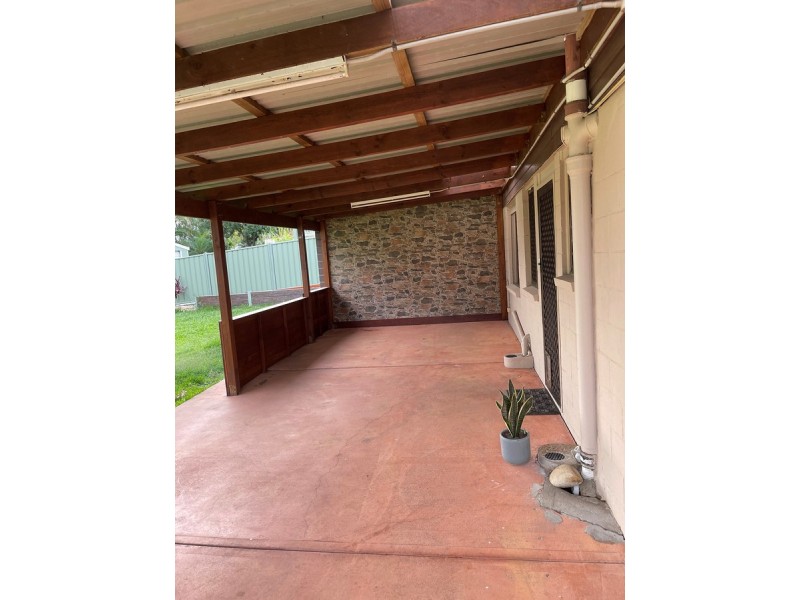 15 Dawn Crescent, Thornlands QLD 4164