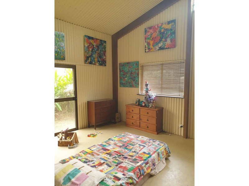 831 Rainbows Road, Kullogum QLD 4660