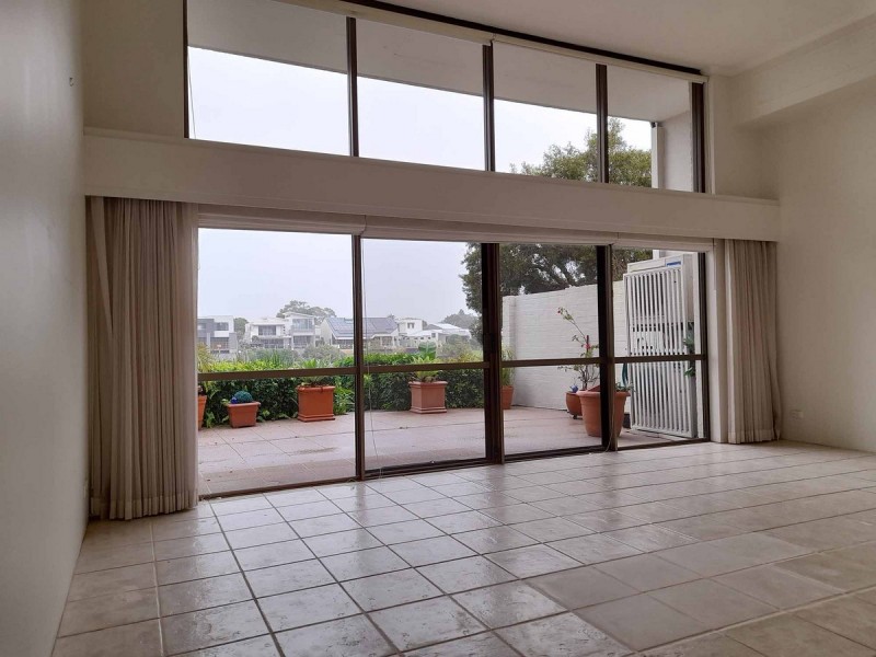 37/7 Campbell Street, Bundall QLD 4217