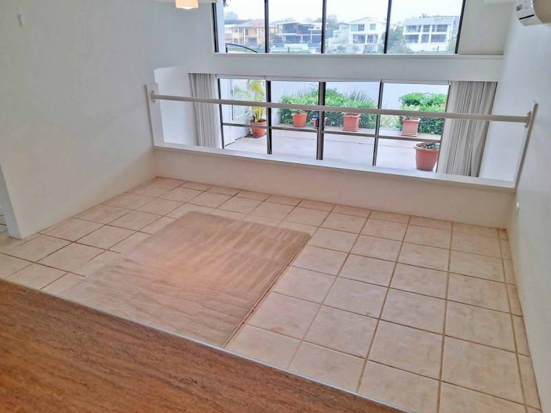 37/7 Campbell Street, Bundall QLD 4217