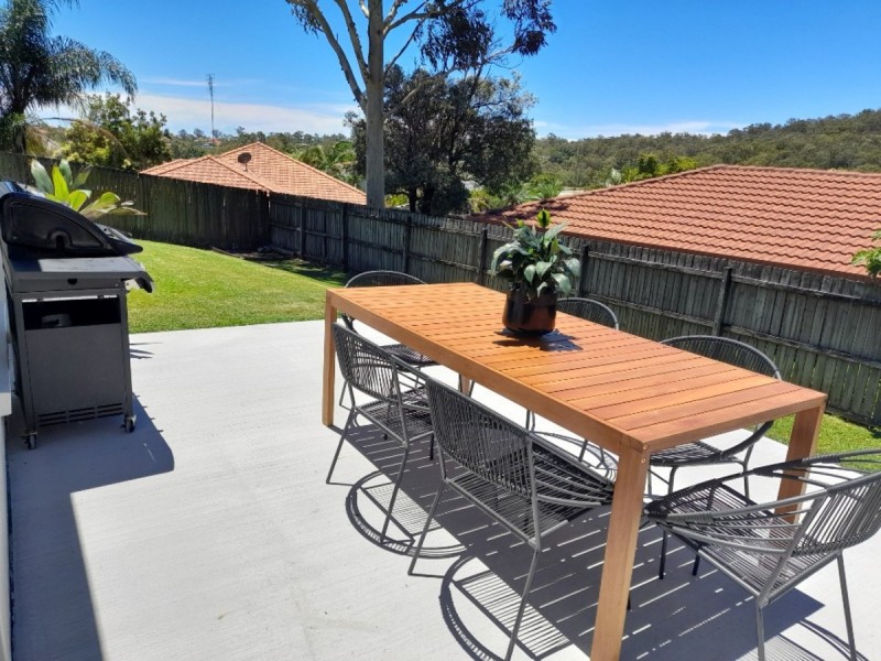 28 Daintree Drive, Parkwood QLD 4214