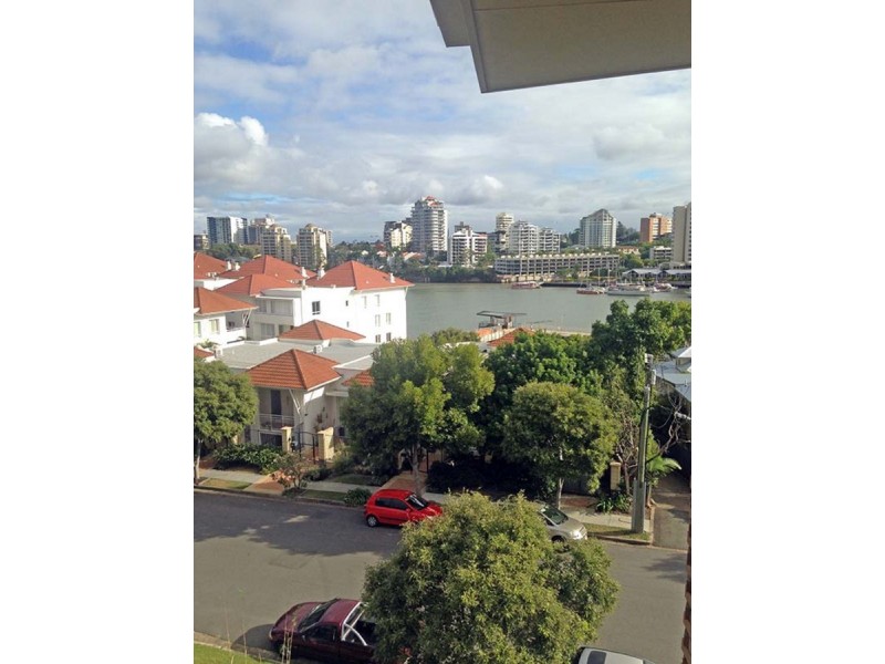 1/28 Maxwell Street, New Farm QLD 4005