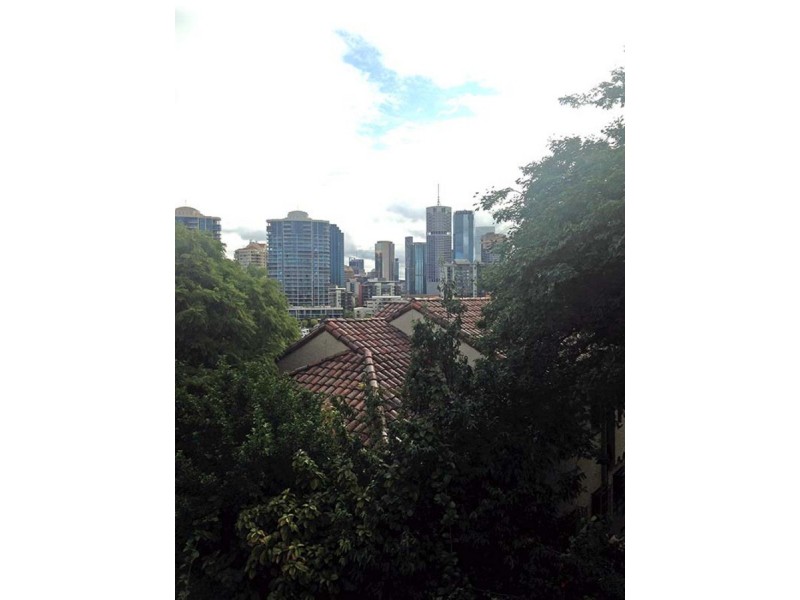 1/28 Maxwell Street, New Farm QLD 4005