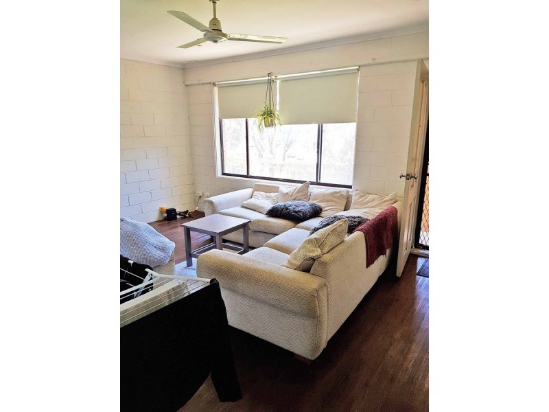 8/74 Beach Street, Frankston VIC 3199