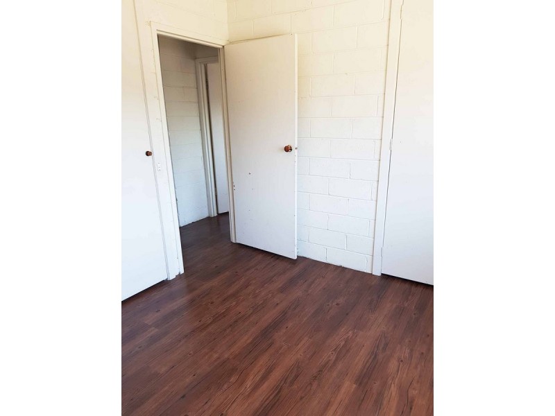 8/74 Beach Street, Frankston VIC 3199