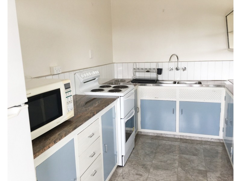 4/2 Northumbria Road, Boondall QLD 4034