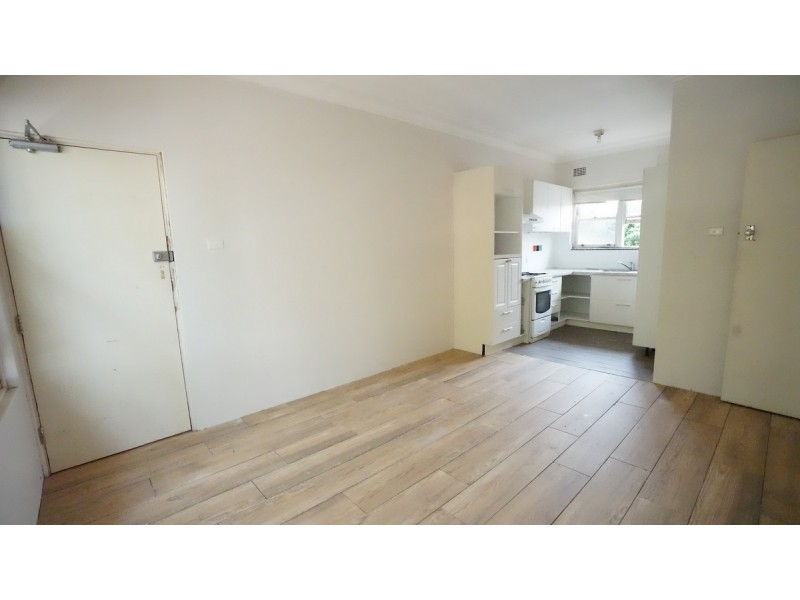 7/18 Eighth Avenue, Campsie NSW 2194