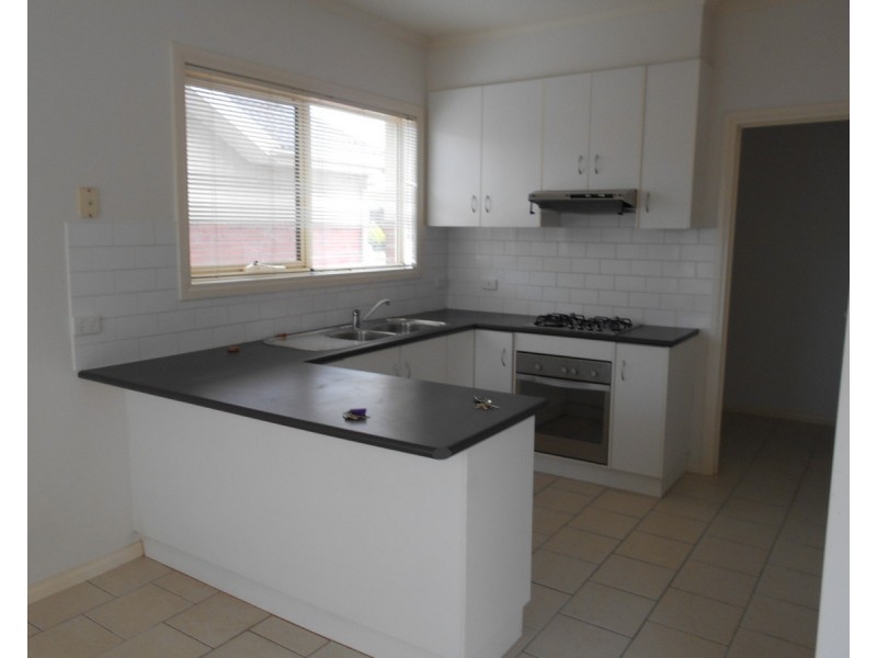 2/9-11 Gibson Court, Altona Meadows VIC 3028