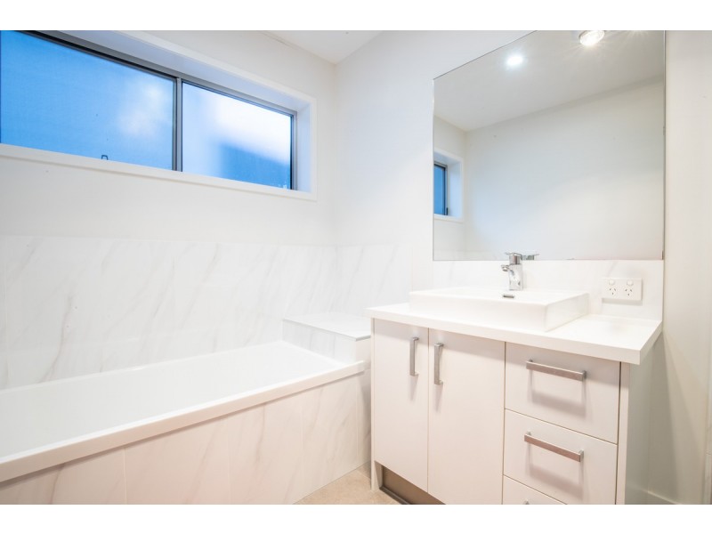 100/64 Currumbin Chase, Currumbin QLD 4223