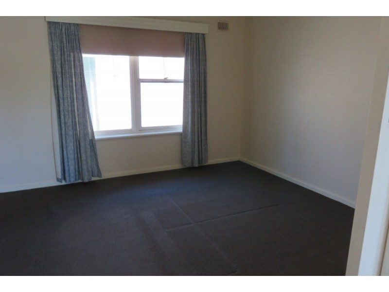 18 Claire Street, Ridgehaven SA 5097